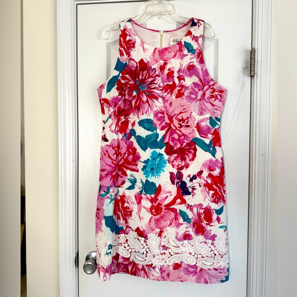 Eliza J sleeveless shift dress, size 8, EUC.